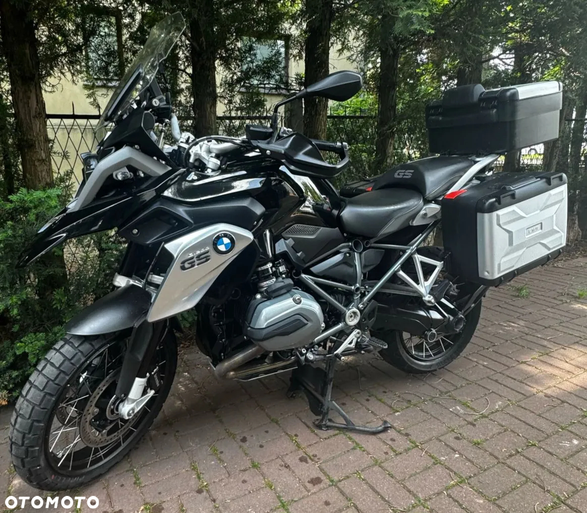 BMW R - 9