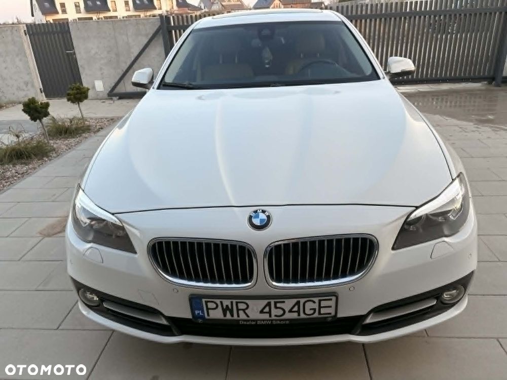 BMW Seria 5 535i xDrive Sport-Aut Luxury Line - 3