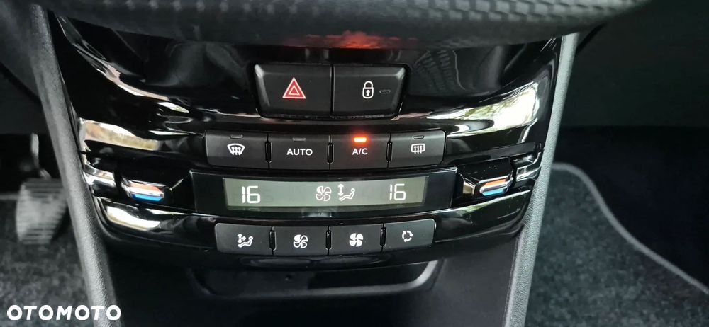 Peugeot 2008 PureTech 110 Stop&Start Allure - 18
