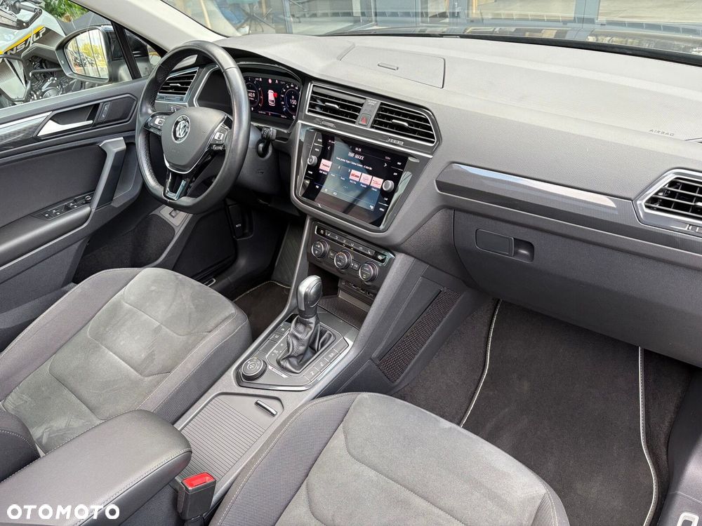 Volkswagen Tiguan - 16
