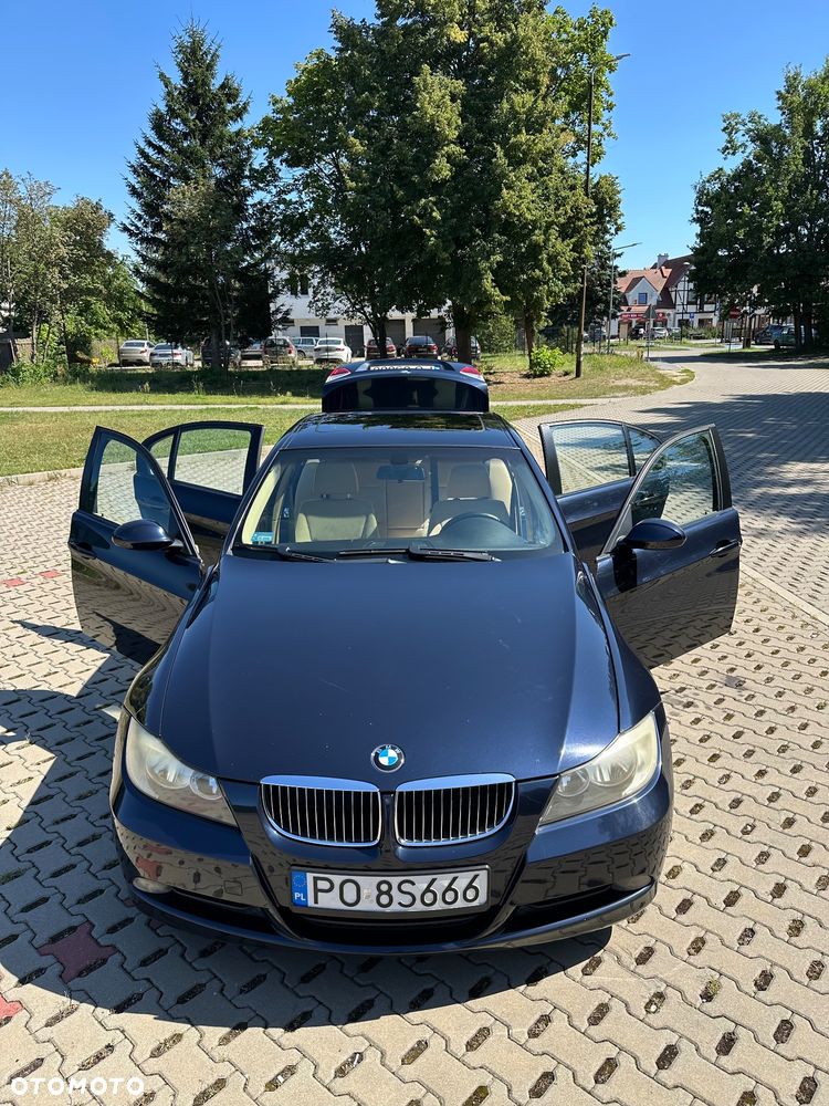 BMW Seria 3 318i Edition Lifestyle - 11