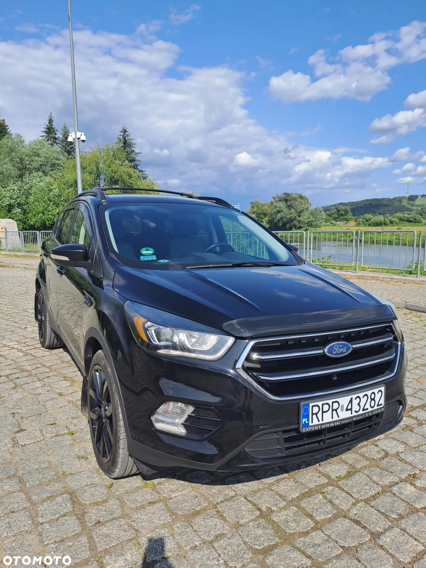 Ford Escape 2.0 EcoBoost AWD Titanium - 14