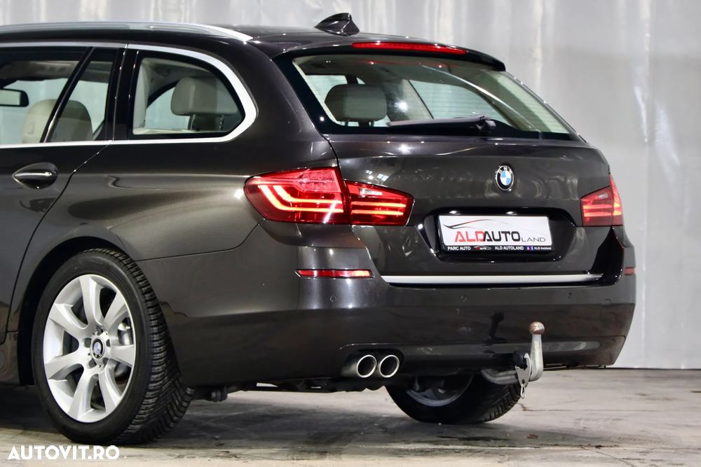 BMW Seria 5 525d Aut. - 27
