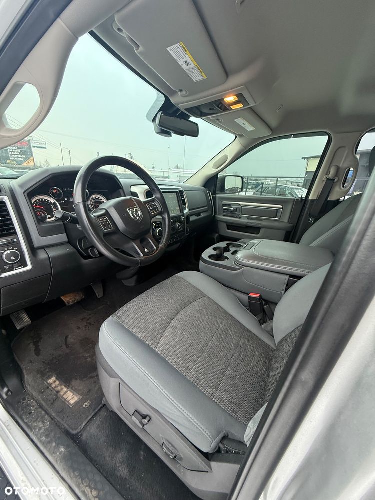 Dodge RAM - 14