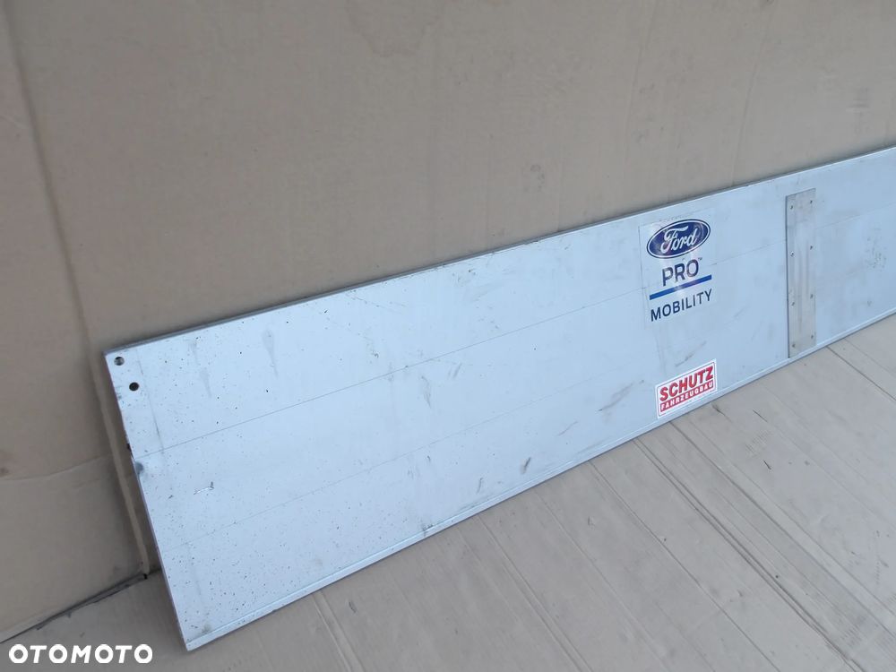 BURTA FORD TRANSIT MK8 - 26