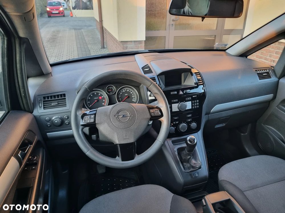 Opel Zafira 1.6 EcoFLEX Edition 111 Jahre - 17