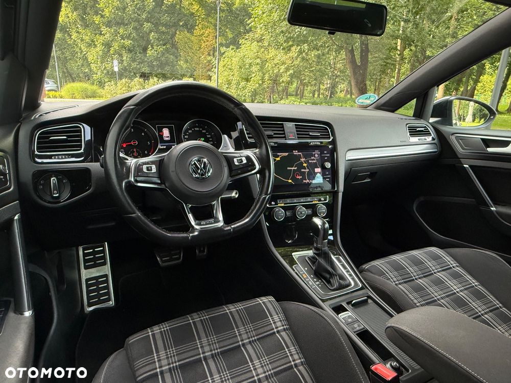 Volkswagen Golf GTD (BlueMotion Technology) DSG - 7