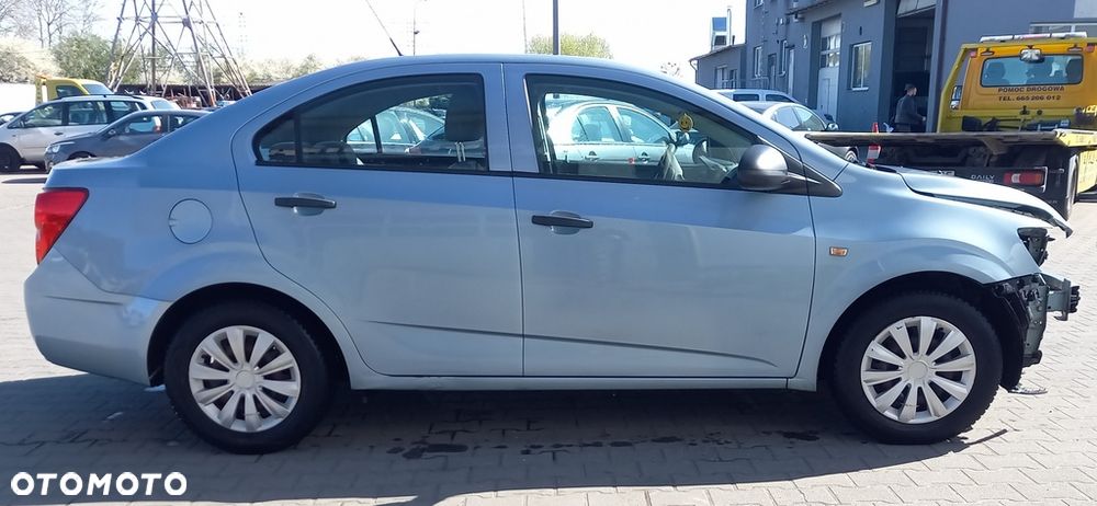 Chevrolet Aveo 1,2 benzyna części maska klapa drzwi błotnik zderzak lampa reflelektor felgi wyposażnie wnętrza silnik A12XER skrzynia biegów M26 - 4