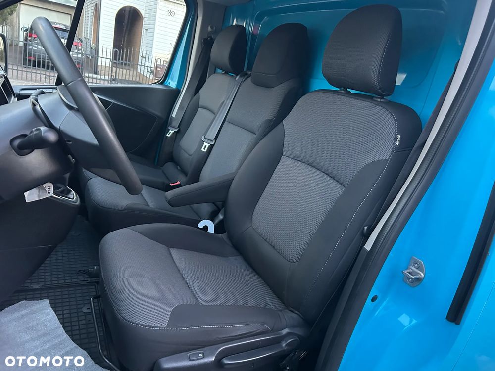 Renault Trafic - 10