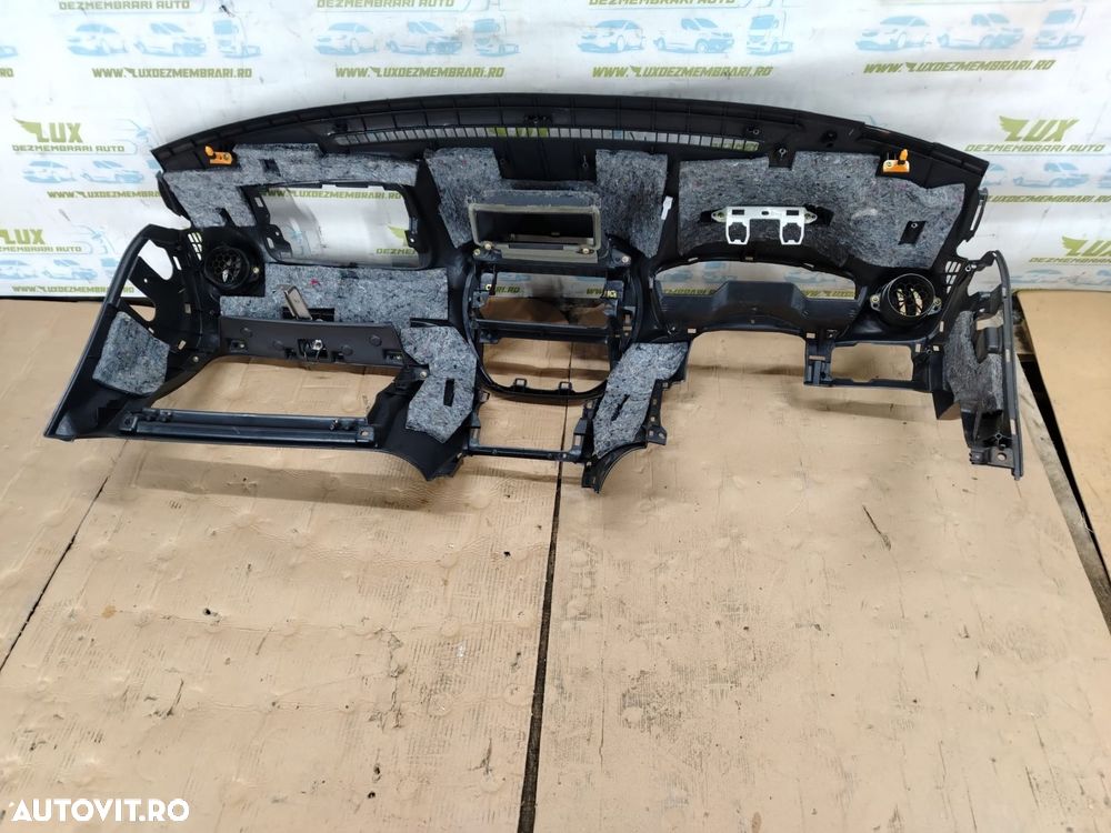 Plansa bord Toyota RAV4 2 (XA20) [2000 - 2003] 2.0 d-4d 1cd-ftv - 2