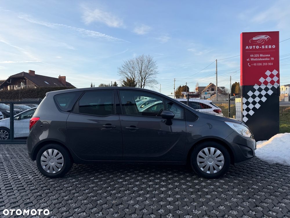 Opel Meriva - 12