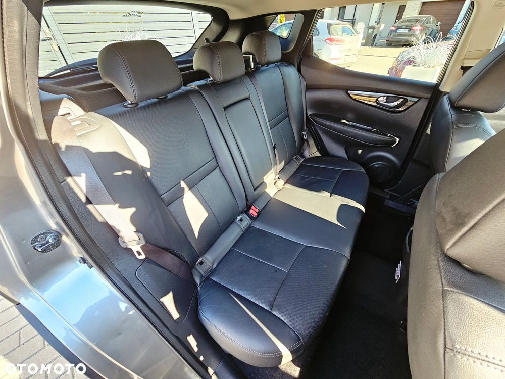Nissan Qashqai 1.2 DIG-T Tekna EU6 - 26