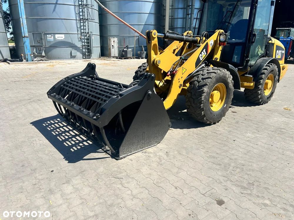 Caterpillar 906 - 22