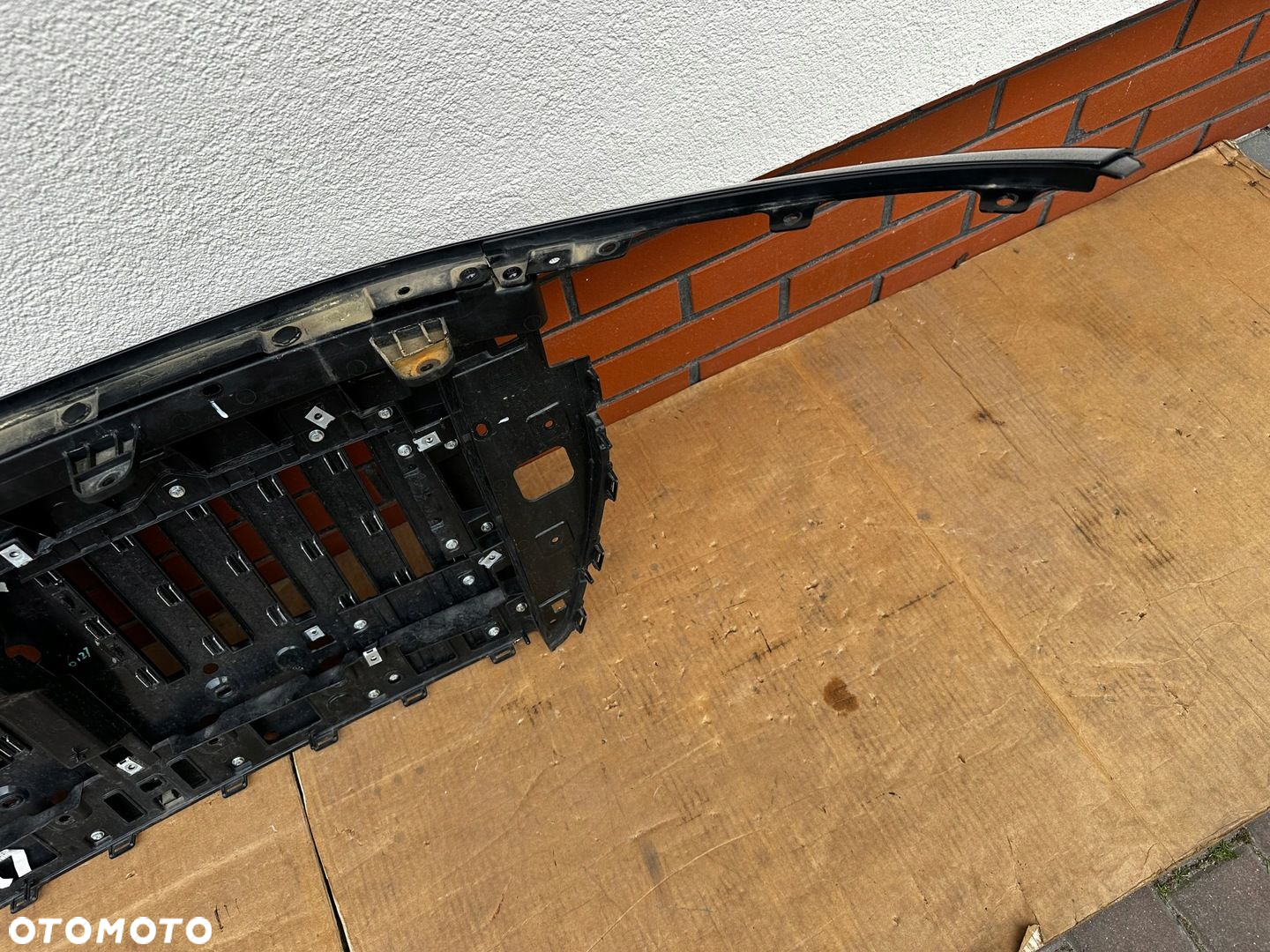 Hongqi E-HS9 2020- grill atrapa demontaz stan idealny - 9