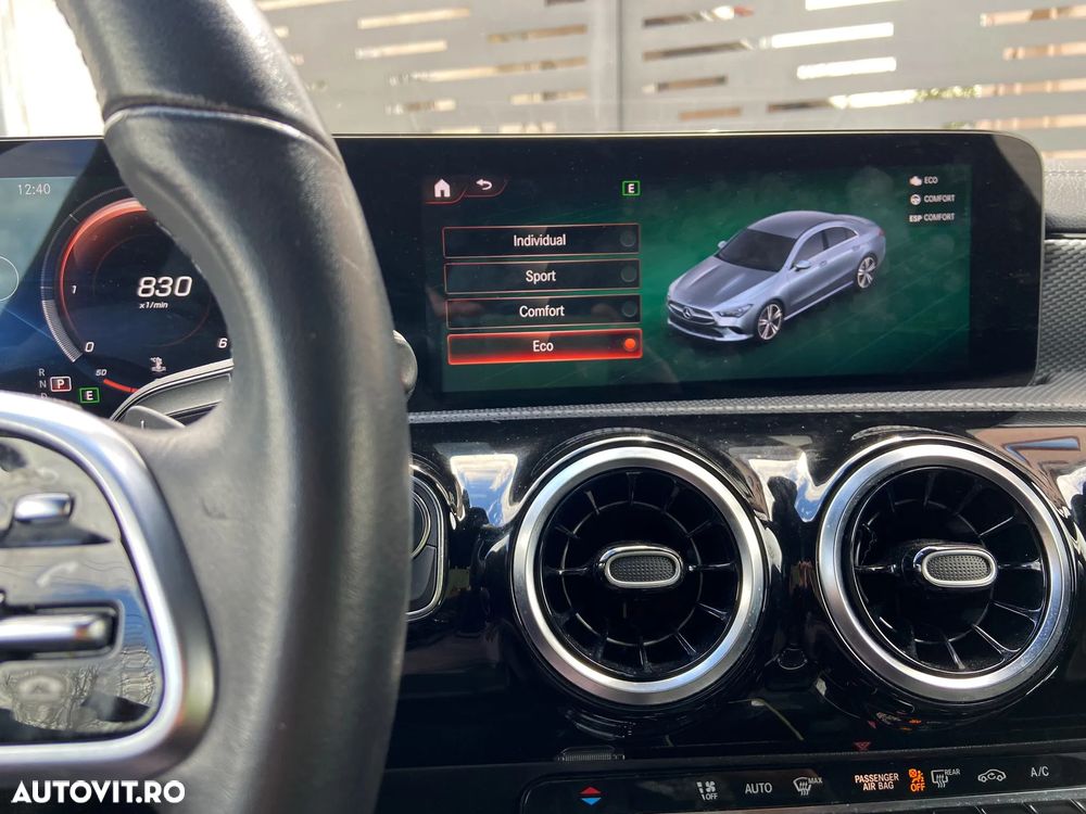 Mercedes-Benz CLA 200 d 8G-DCT - 27