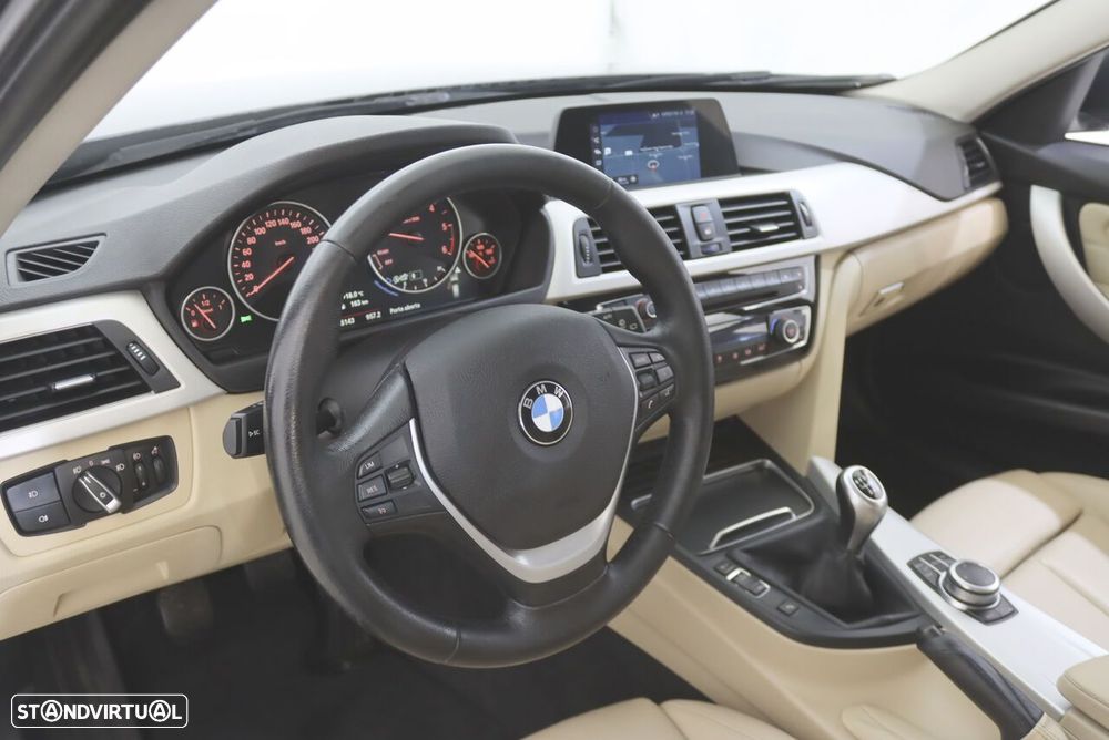 BMW 318 d Advantage - 3