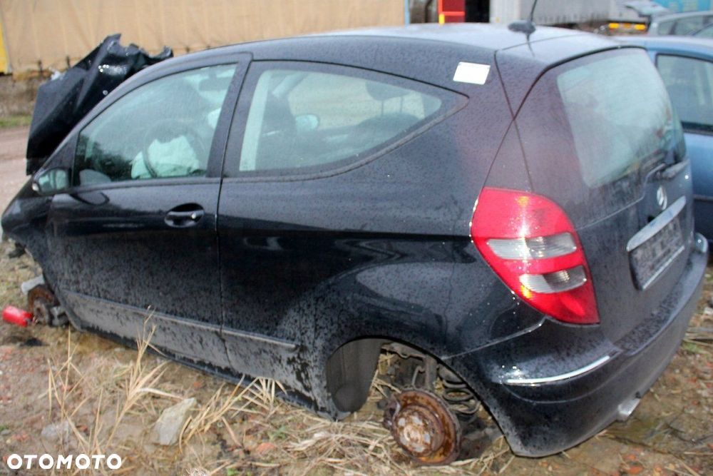 Mercedes A-Klasa W169 2007 2.0CDI 640940 HB3D (MASKA, ZDERZAK, LAMPA, BŁOTNIK, DRZWI, SZYBA, FOTEL) - 4