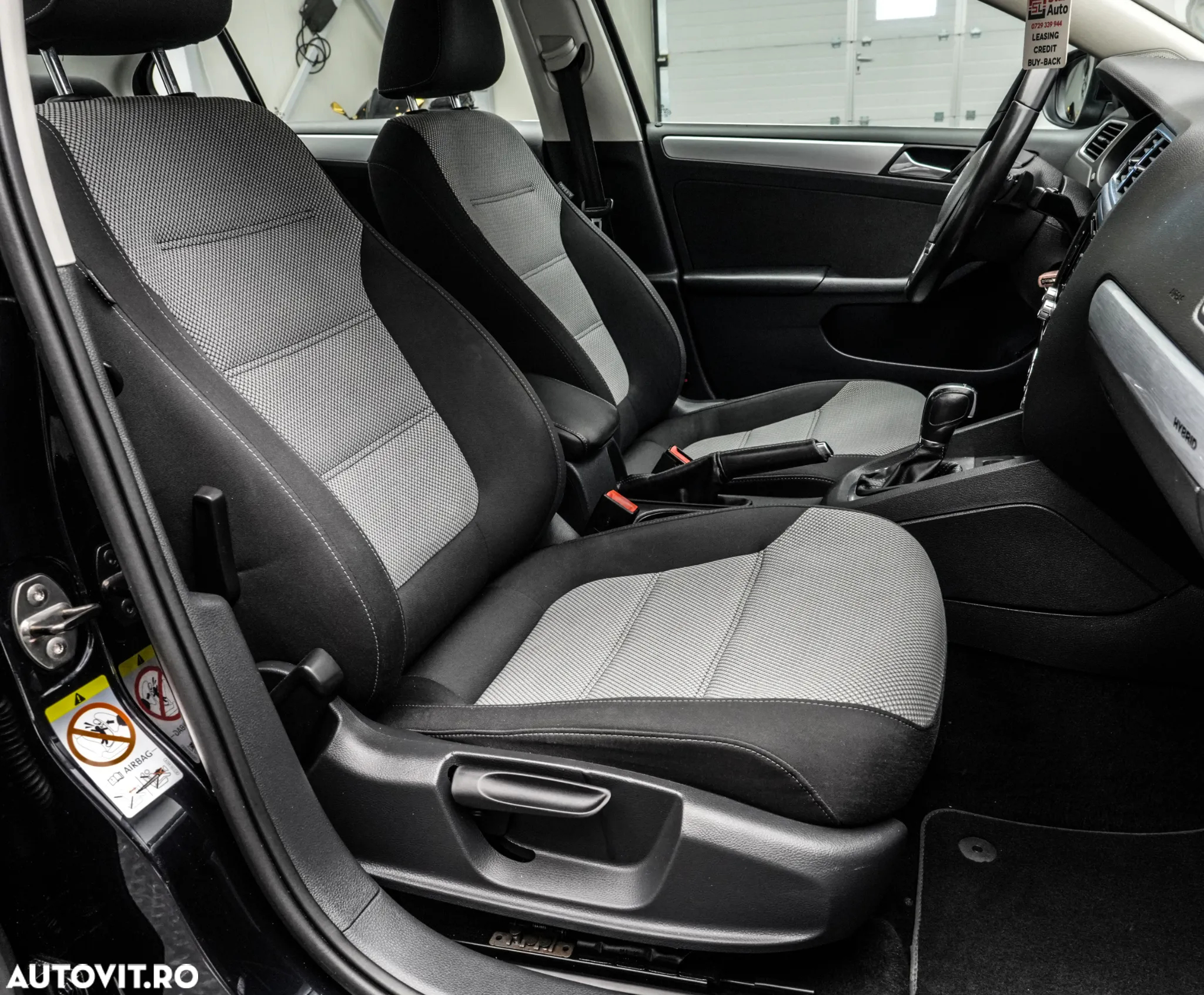 Volkswagen Jetta - 14
