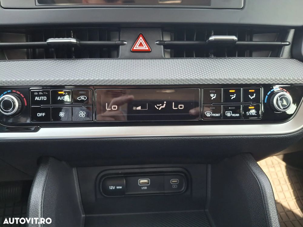 Kia Sportage 1.6 T-GDI MHEV 7DCT HP 4x2 Urban - 27