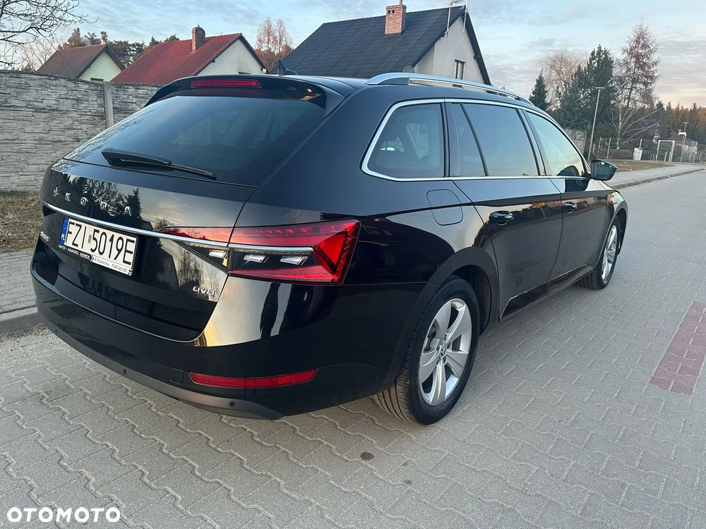 Skoda Superb 2.0 TDI SCR 4x4 Style DSG - 6