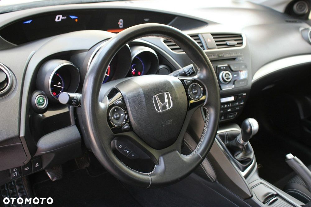 Honda Civic 1.8 Elegance (Honda Connect+) - 24