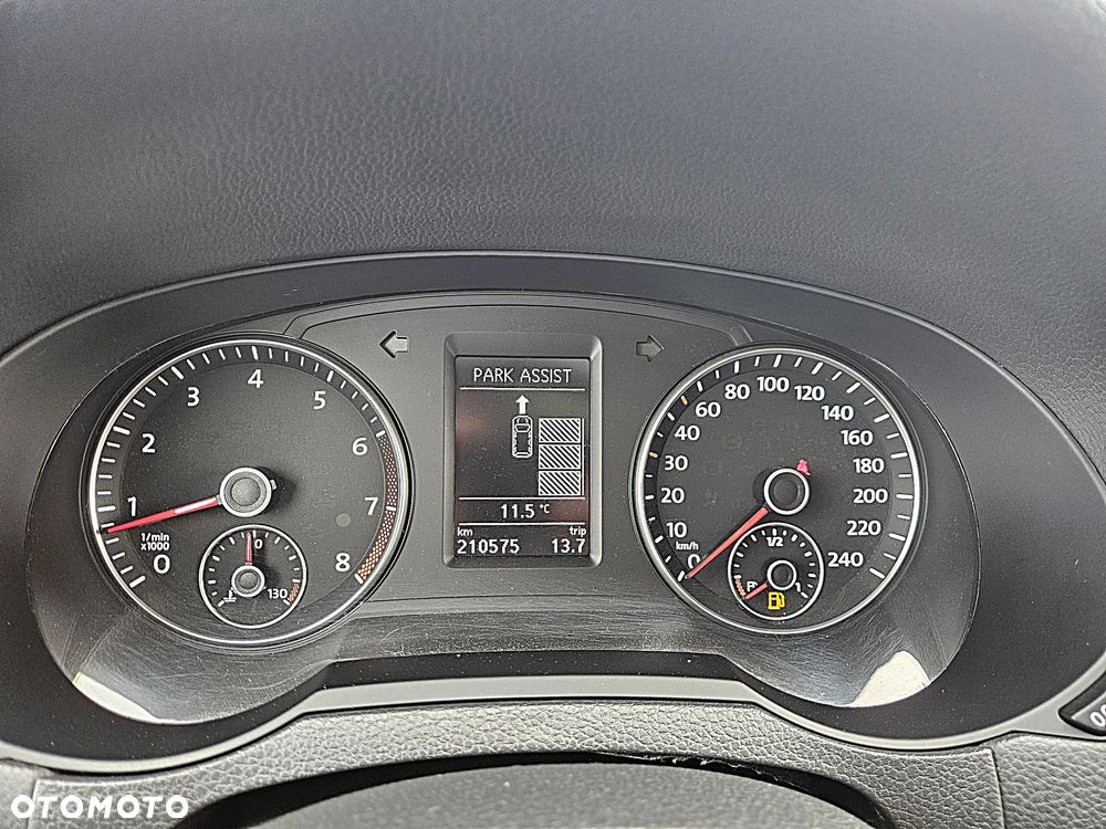 Volkswagen Sharan - 40