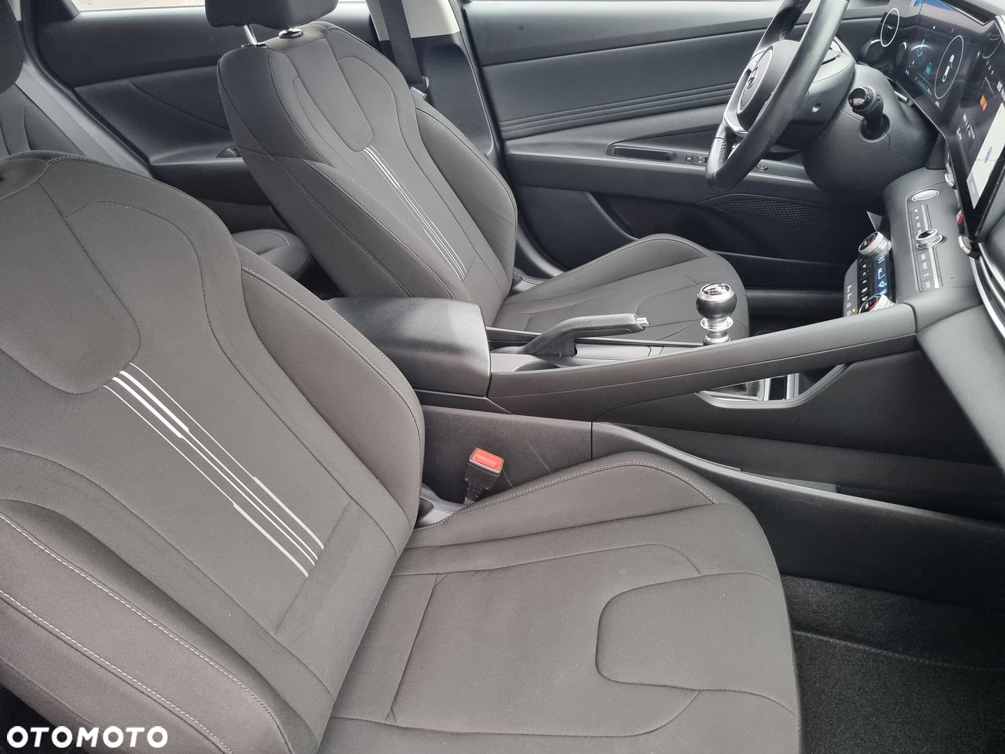 Hyundai Elantra 1.6 Smart - 18