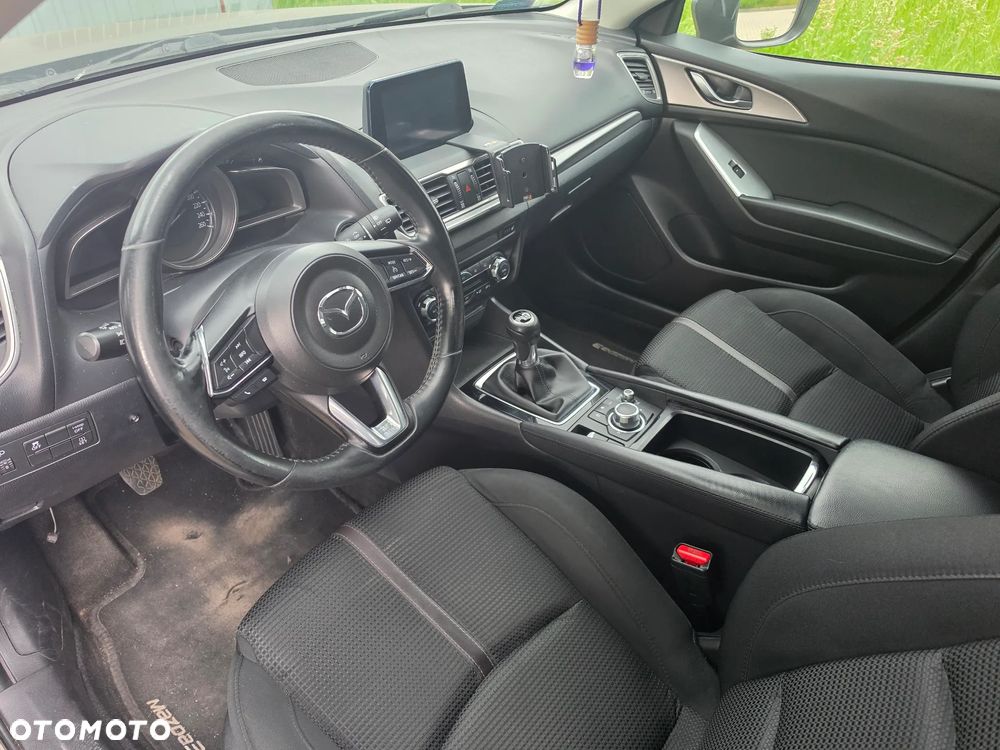 Mazda 3 - 3
