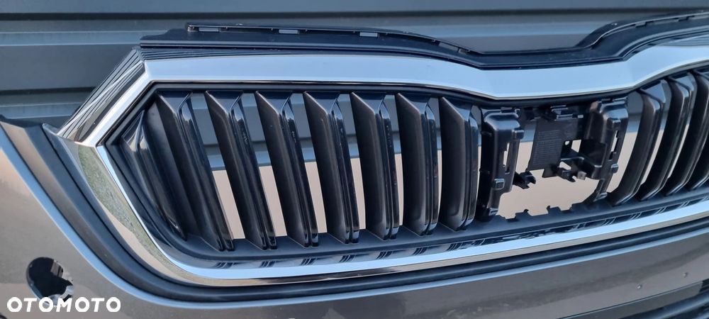 SKODA OCTAVIA IV 2019- Zderzak przód oryginał MG023 - 4
