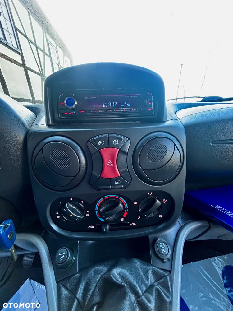 Fiat Doblo 1.4 8V Family - 29