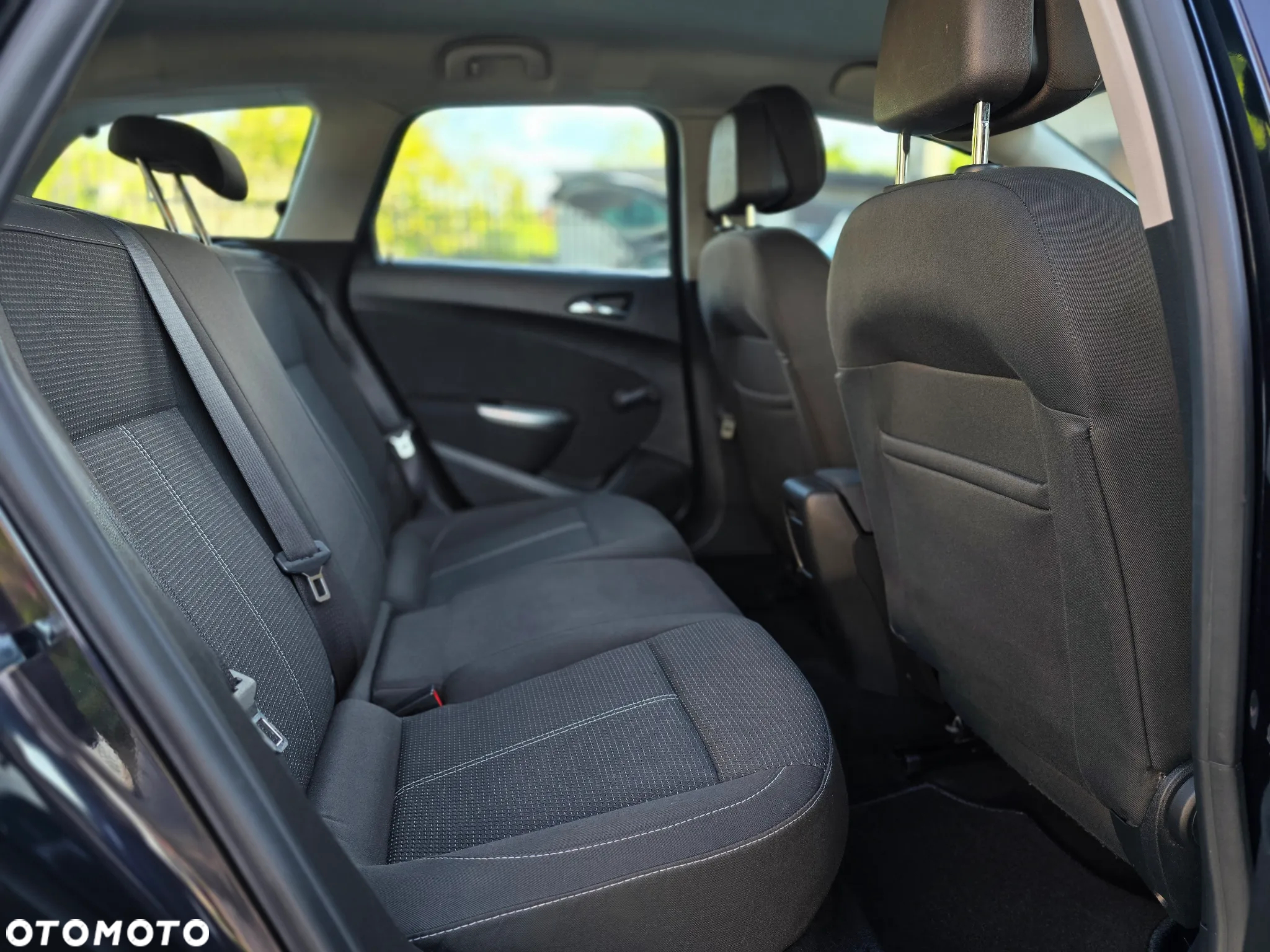 Opel Astra - 18