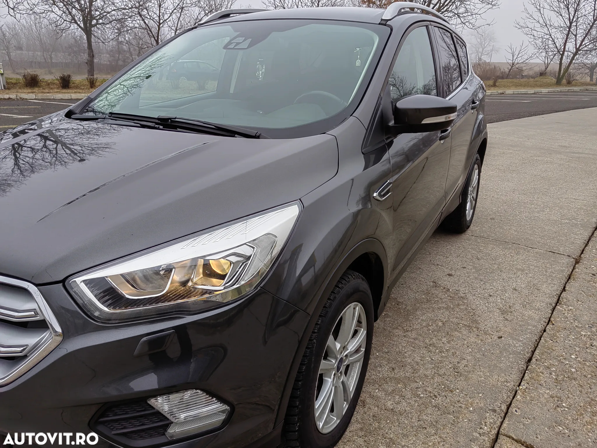 Ford Kuga 2.0 TDCi 4WD Titanium - 6