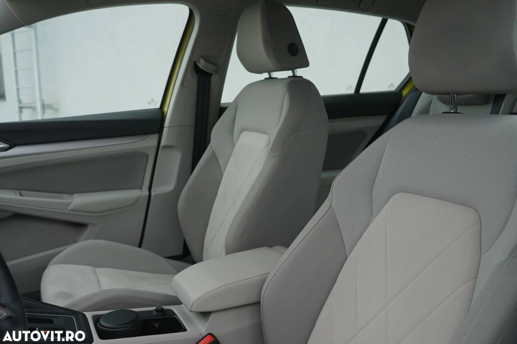 Volkswagen Golf 1.5 eTSI ACT DSG MHEV Life - 12