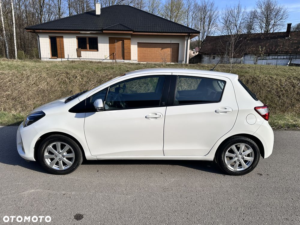 Toyota Yaris 1.5 Dynamic - 9
