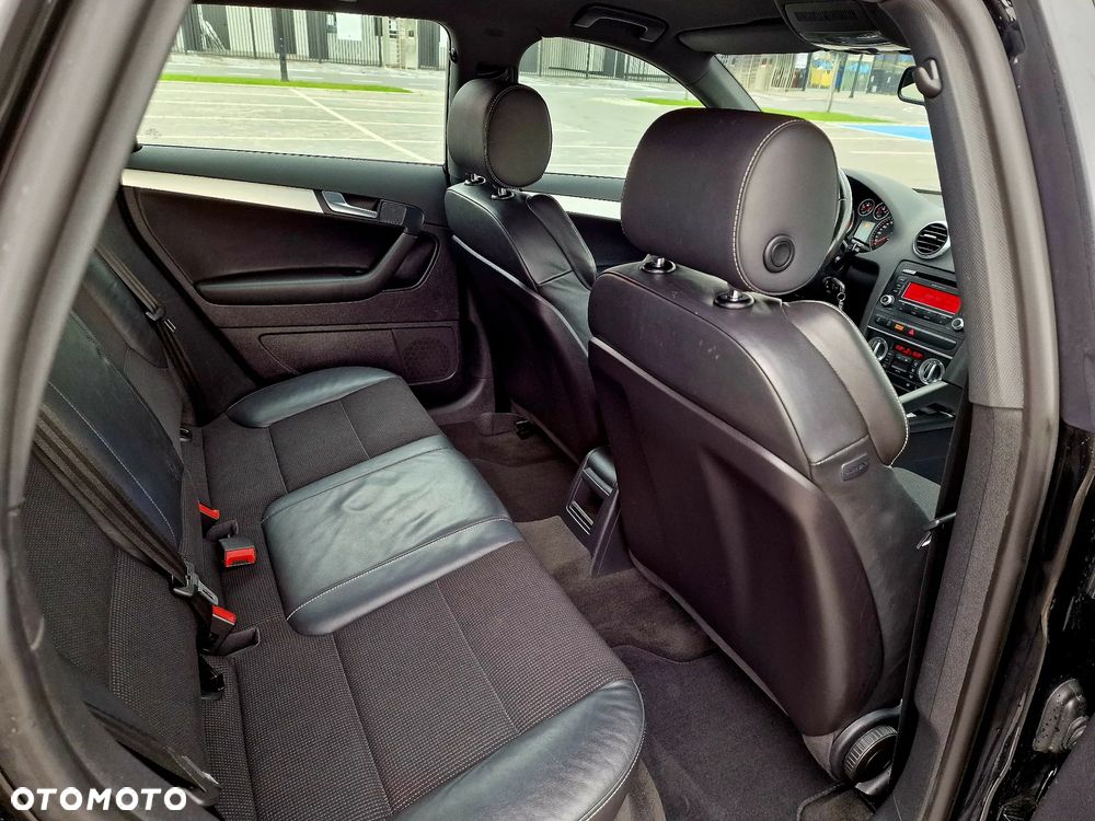 Audi A3 Sportback 2.0 TDI quattro S line Sportpaket plus - 10