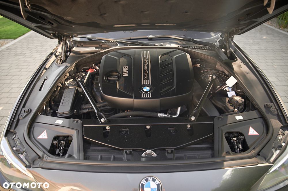 BMW Seria 5 525d xDrive Modern Line - 23