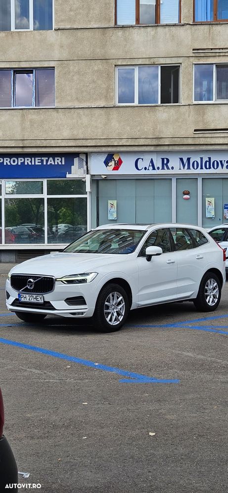 Volvo XC 60 D4 Momentum Pro - 1