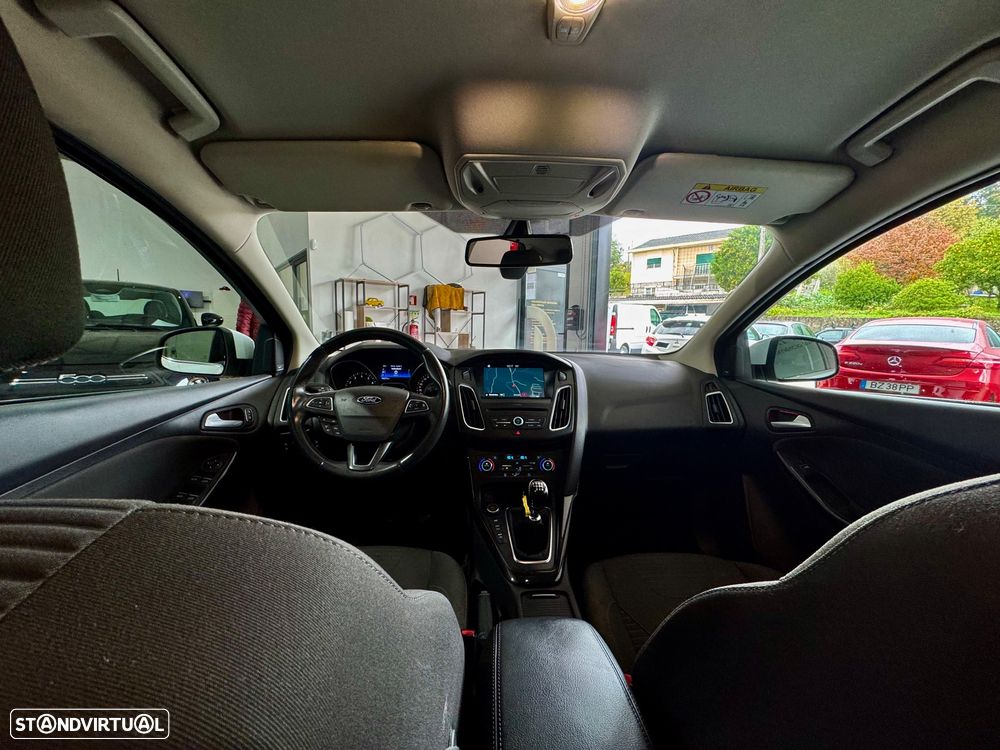 Ford Focus 1.0 SCTi Titanium - 9