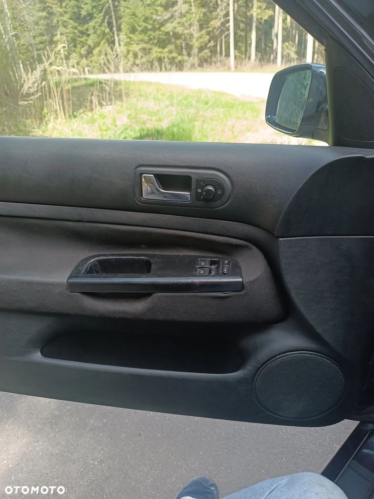 Volkswagen Golf 1.6 - 17