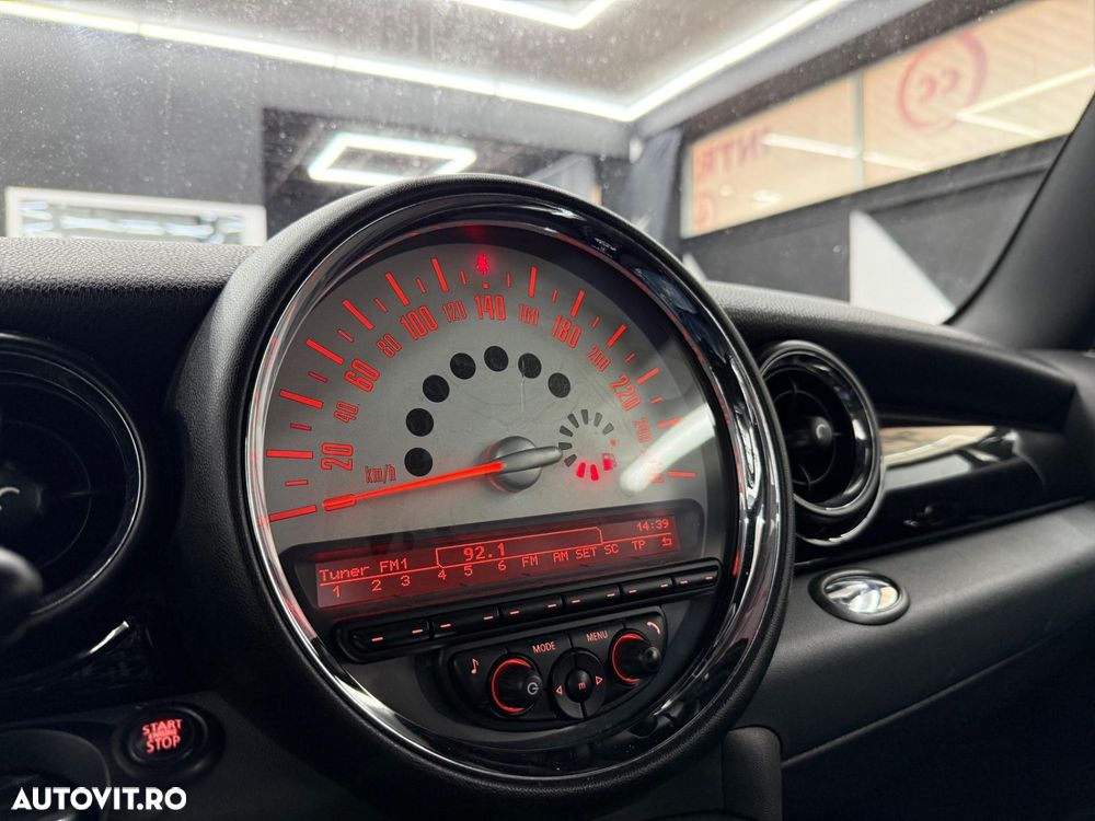 Mini Cooper S Standard - 10