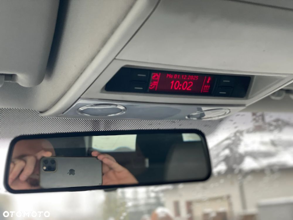 Volkswagen Caravelle L2 - 14