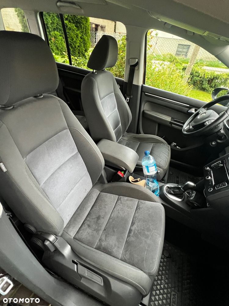 Volkswagen Touran 2.0 TDI DPF Highline DSG - 21