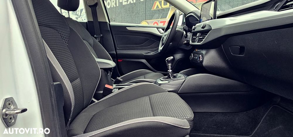 Ford Focus 1.5 EcoBlue Start-Stopp-System TITANIUM X - 10