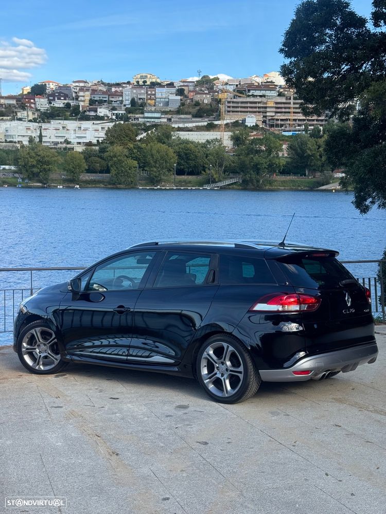 Renault Clio - 19