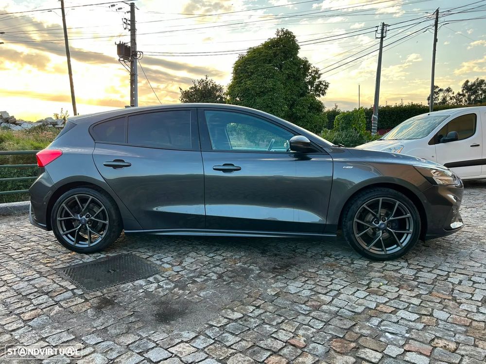 Ford Focus 1.5 EcoBoost Vignale - 4