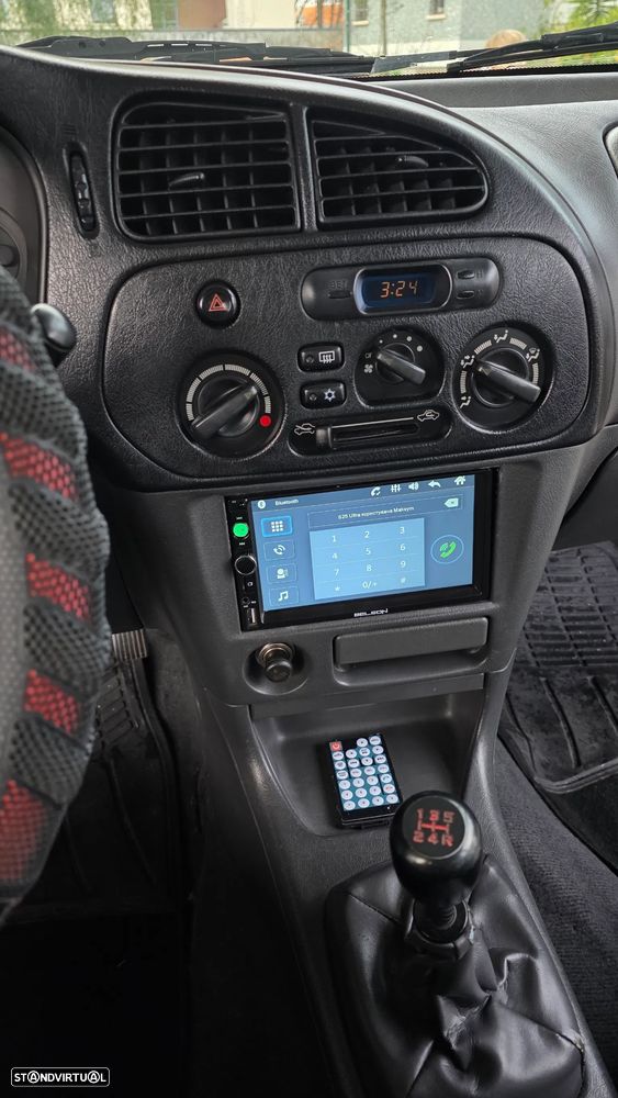 Mitsubishi Lancer 1.3 GLX - 16