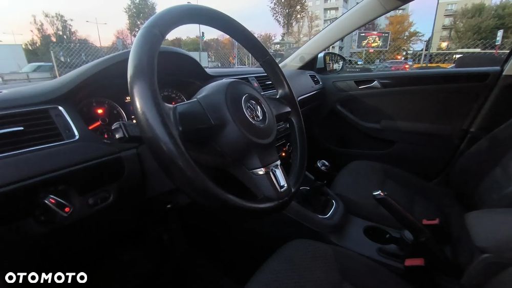 Volkswagen Jetta 1.4 TSI Comfortline - 33
