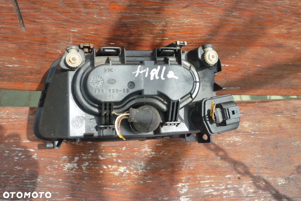 lampa prawa Audi A3 8L Hella Europa - 4