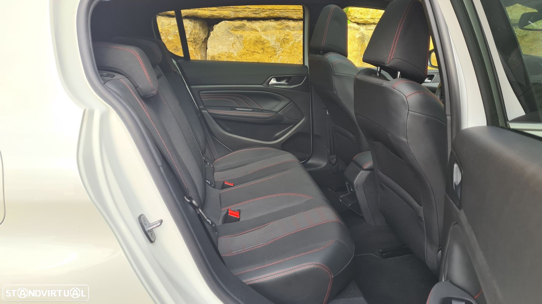 Peugeot 308 1.5 BlueHDi GT Line - 54