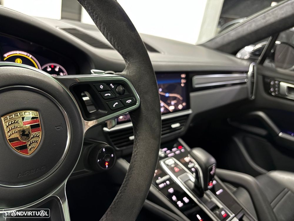 Porsche Cayenne E-Hybrid Tiptronic S Black Edition - 36